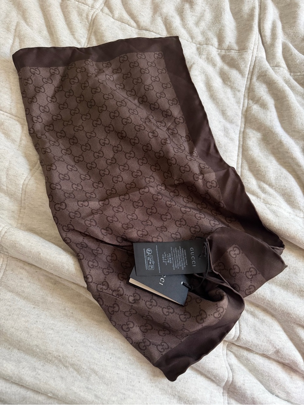 Gucci GG silk twill jacquard carré